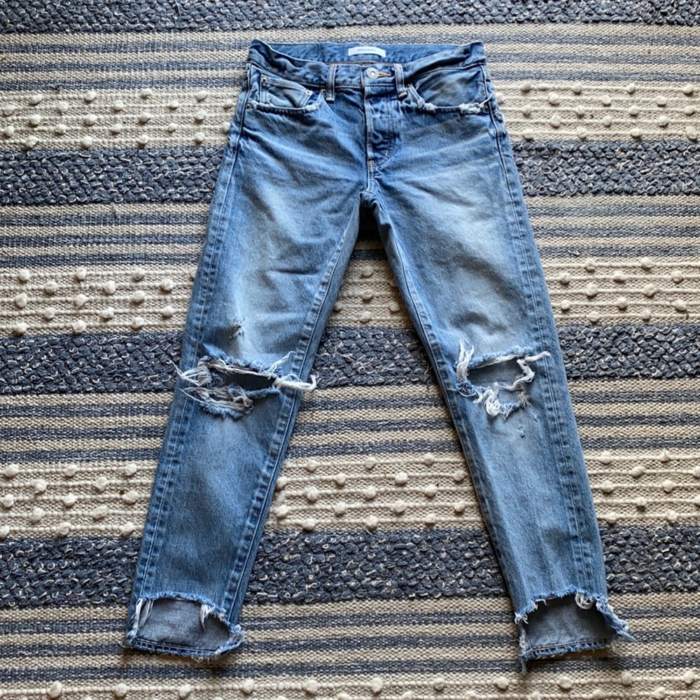 Moussy jeans.